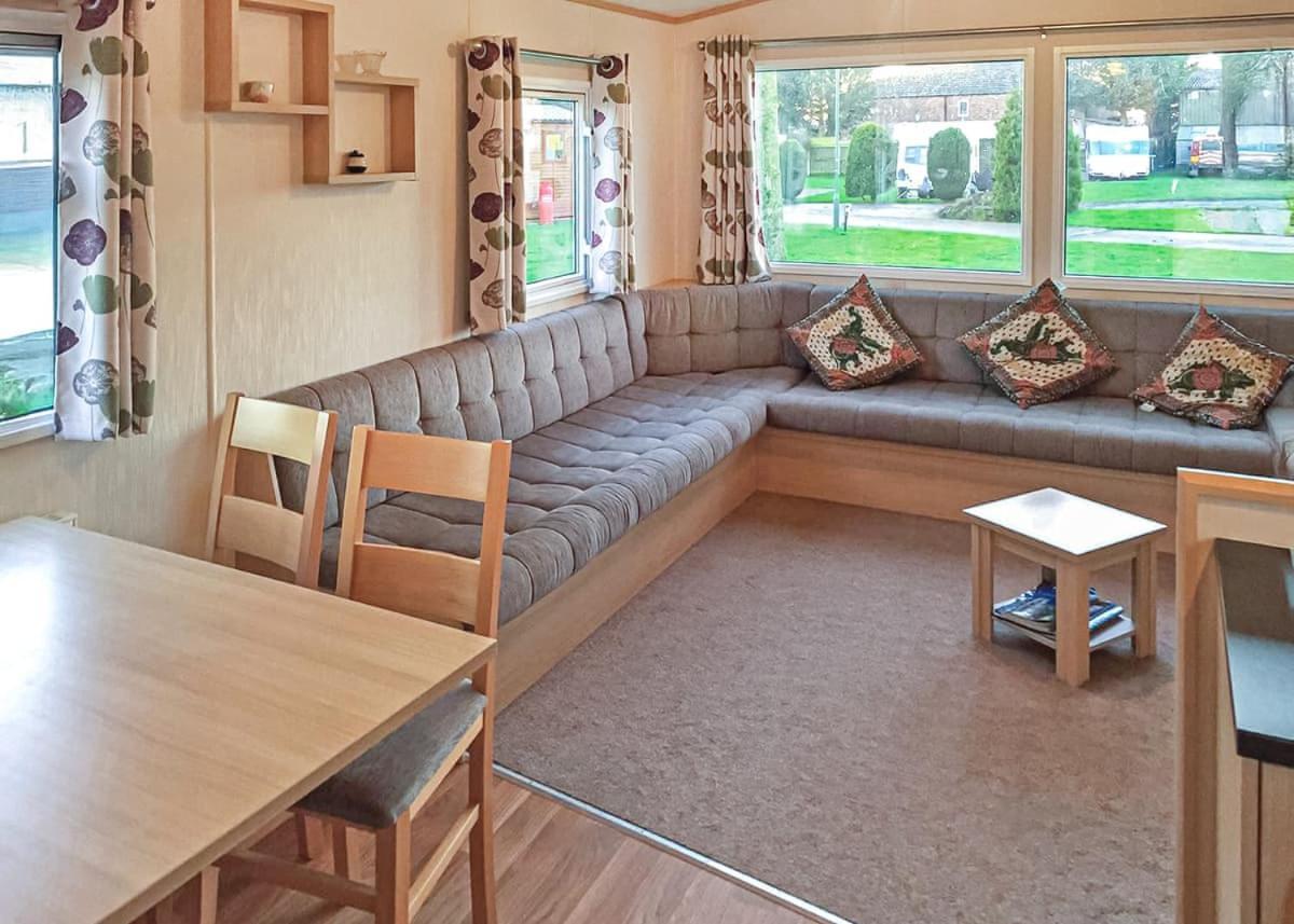 Tollerton Holiday Park Huby Экстерьер фото